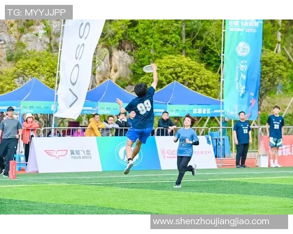 深圳飞盘队与重庆飞盘队赛后复盘分析两队状态及表现对比