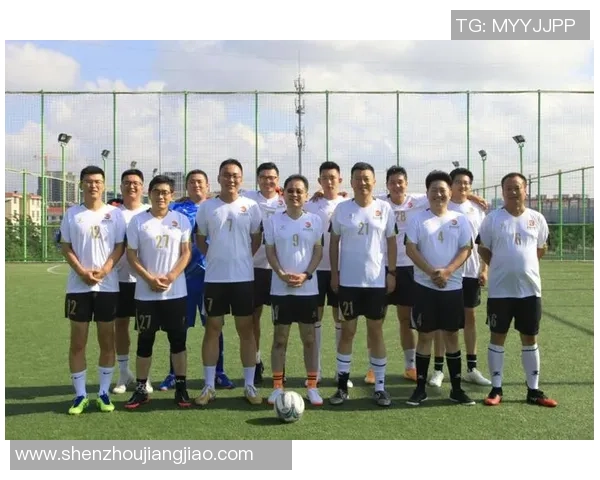 重庆足球队团队协作分析与其他球队的比较研究 重庆足球队团队协作分析与其他球队的比较研究